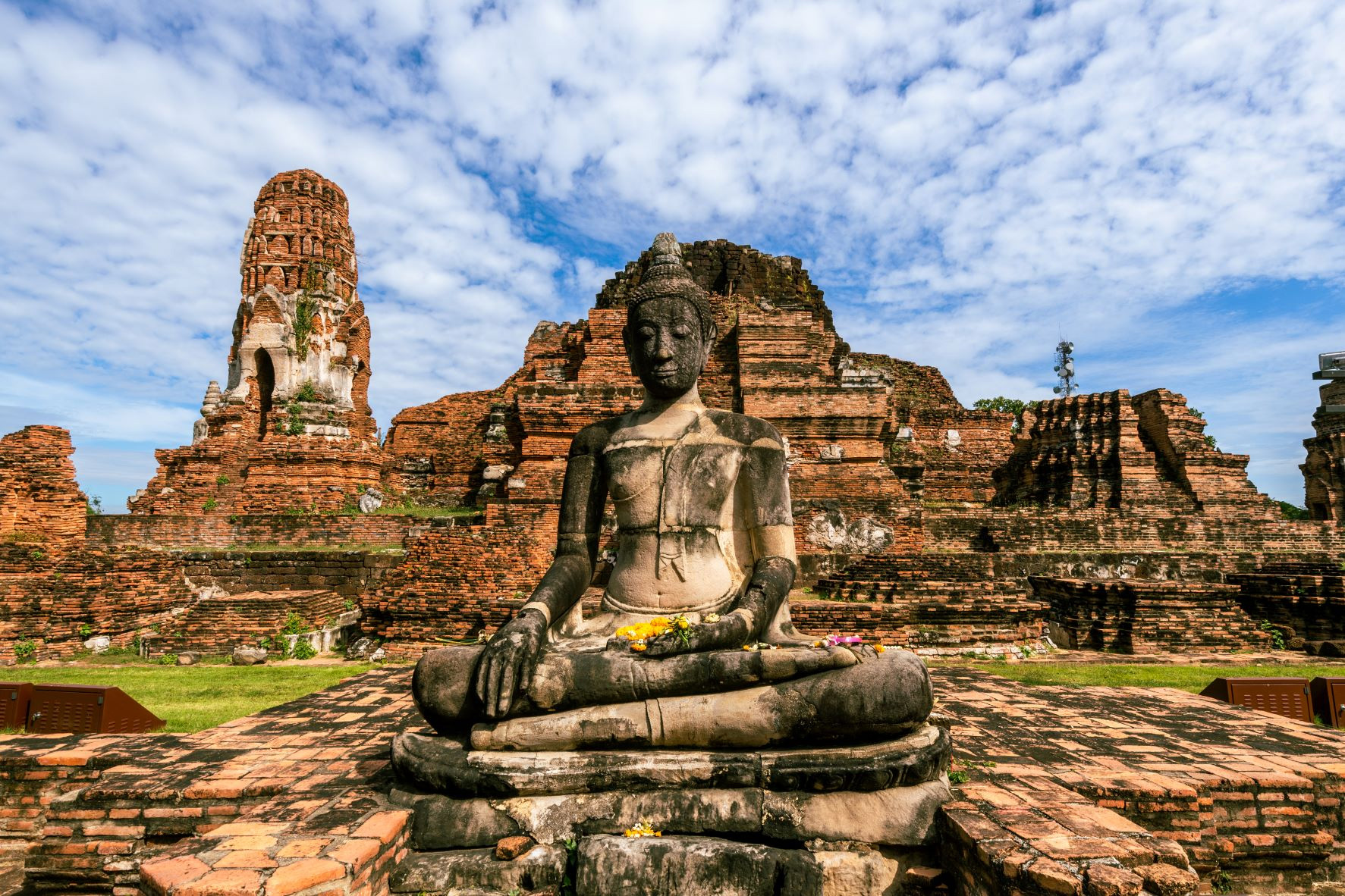 Ayutthaya Temples, Ayotthaya Floating Market and Elephant riding
